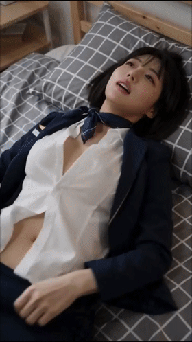 [MP4/512MB]AI真人短剧 《胖哥的传奇人生》第1~8合集